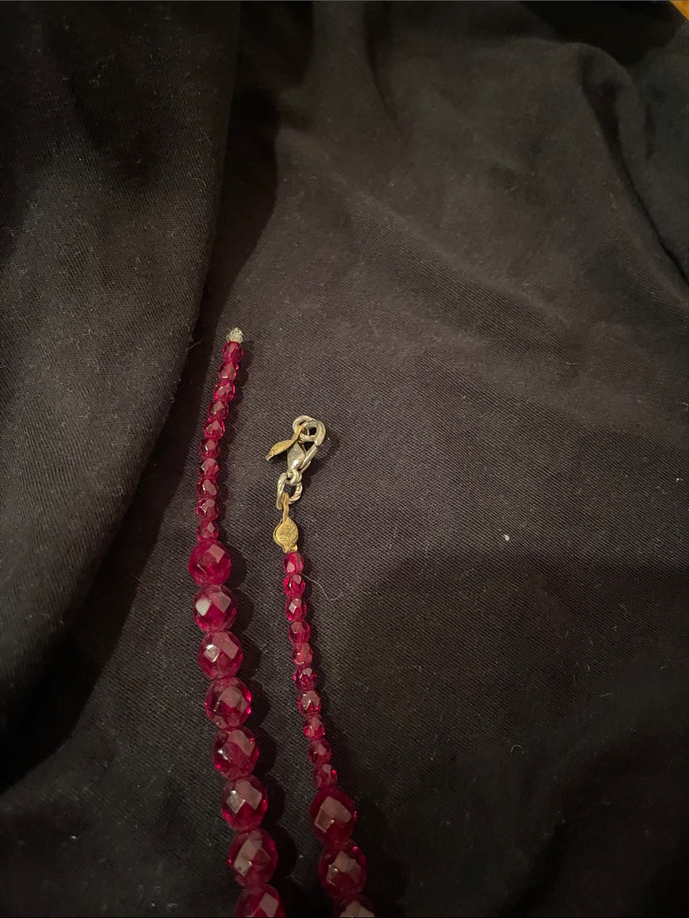 Faceted garnet Beaded Necklace - Picture 2 of 3